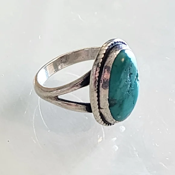 Native American Turquoise and Sterling Silver Statement Ring Navajo Jewelry - Picture 4 of 6